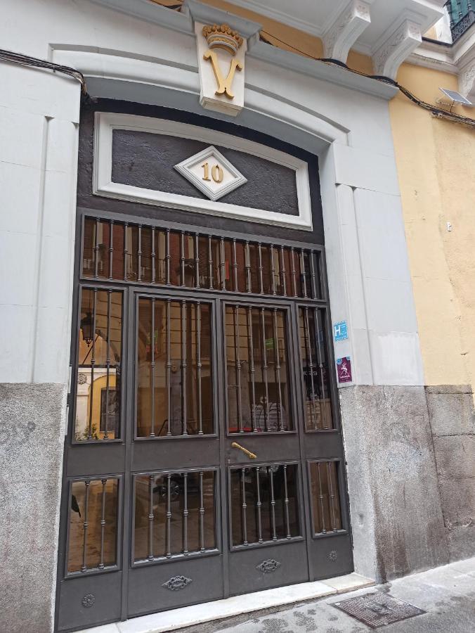 Hostal Huespedes Toledo มาดริด ภายนอก รูปภาพ