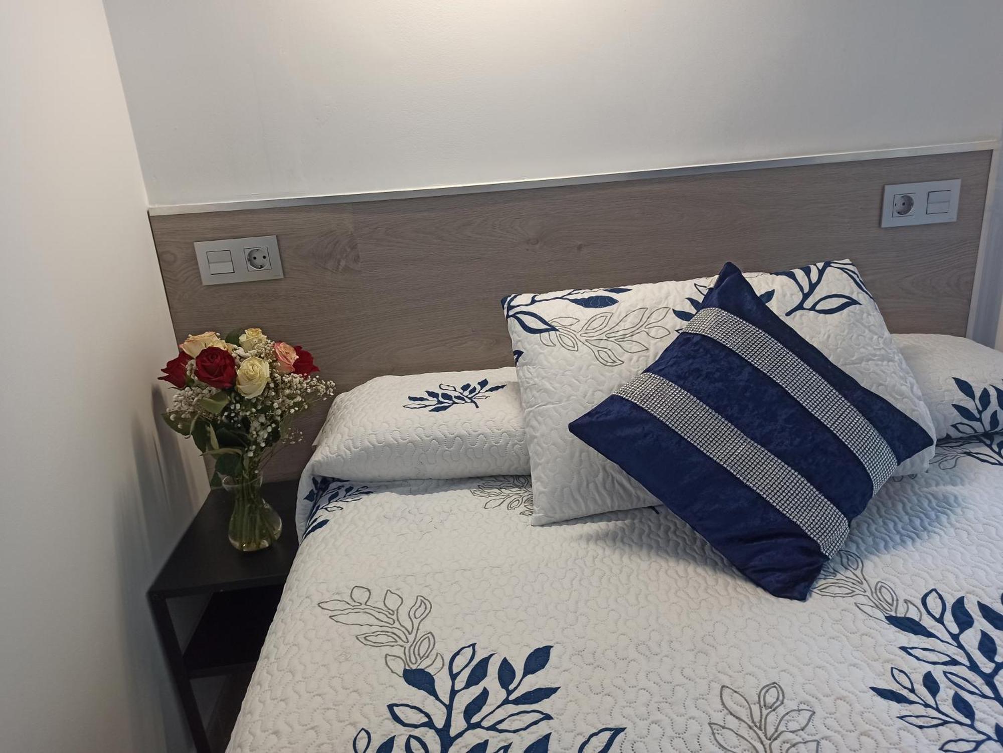 Hostal Huespedes Toledo มาดริด ภายนอก รูปภาพ