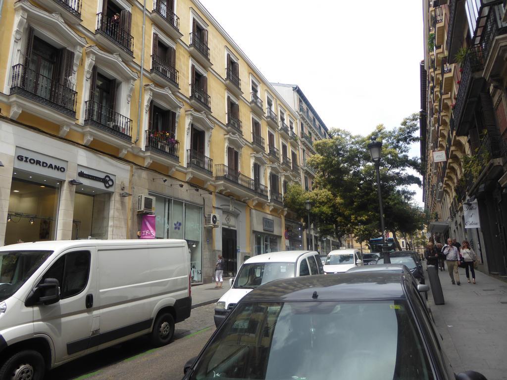 Hostal Huespedes Toledo มาดริด ภายนอก รูปภาพ