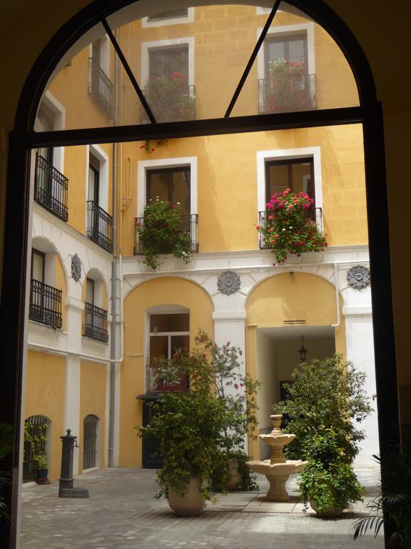 Hostal Huespedes Toledo มาดริด ภายนอก รูปภาพ