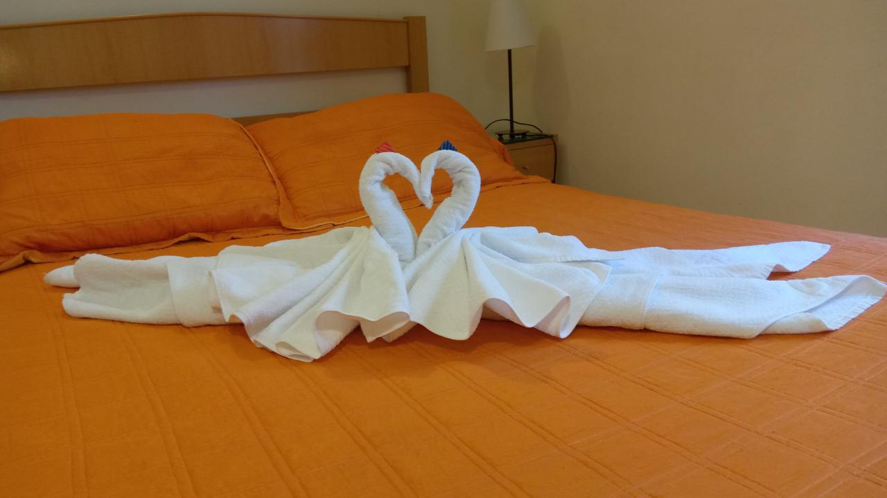 Hostal Huespedes Toledo มาดริด ภายนอก รูปภาพ